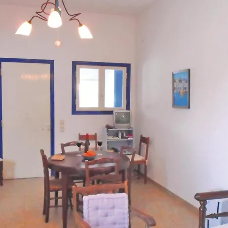 Geweldig Met 3 Slaapkamers Appartement Pánormos
